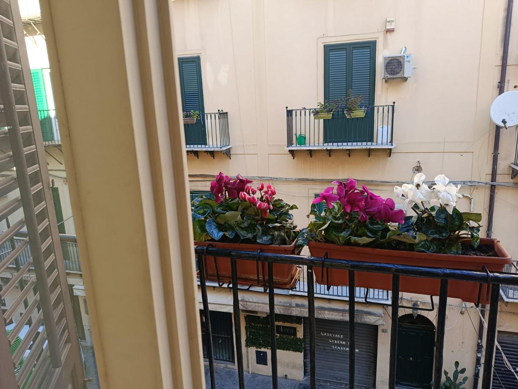 We # Are Ai Cassarelli Apartment Palermo Exterior photo